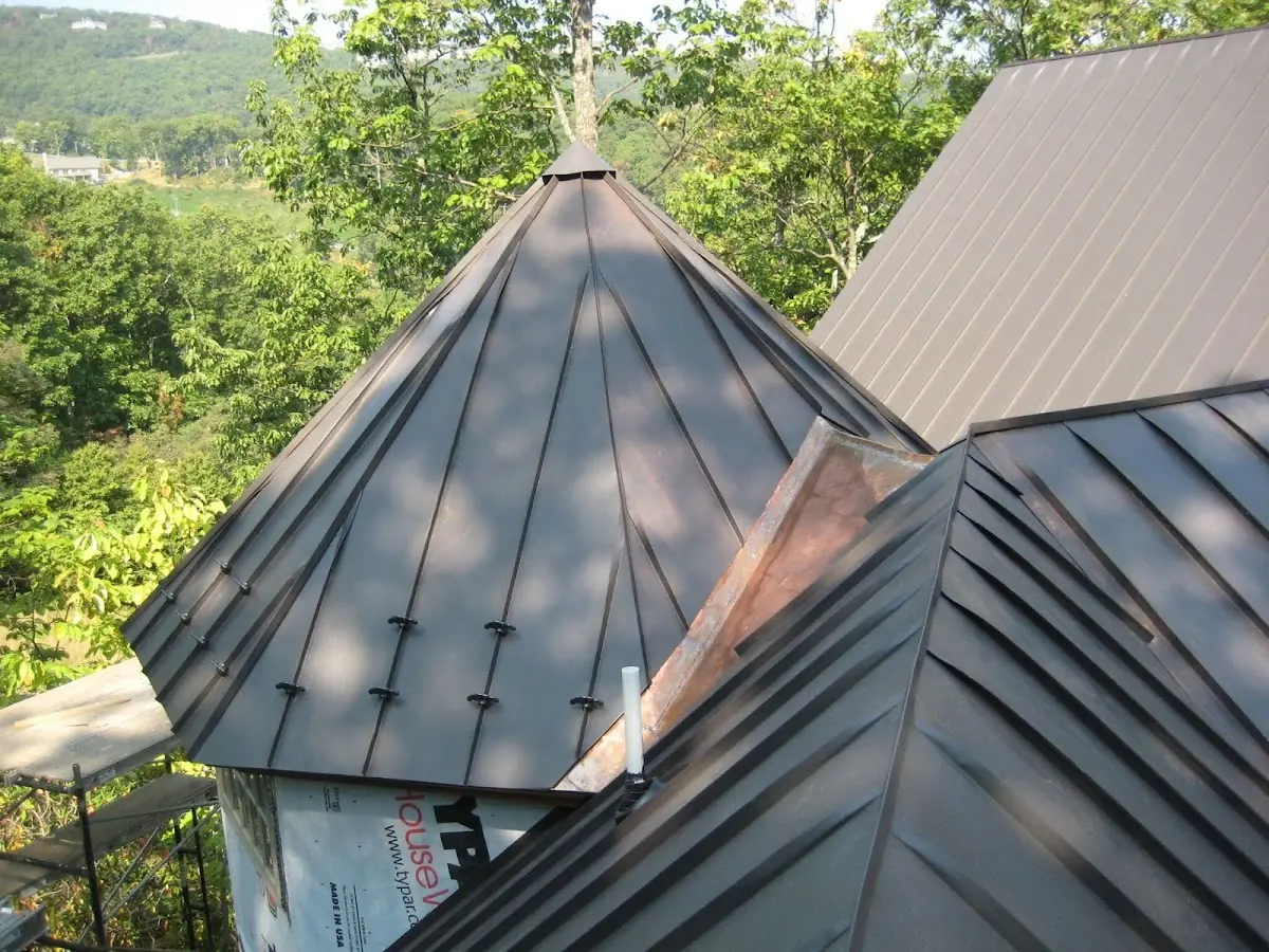 Professional Gutter Cleaning by Craftsman Roofing in Port Deposit